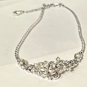 Vintage rhinestone necklace